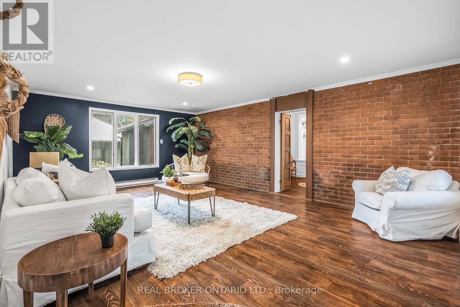 74 Lake Avenue W, Carleton Place, Ontario  K7C 1L6 - Photo 17 - X12398877