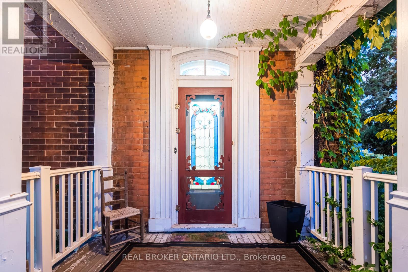 74 Lake Avenue W, Carleton Place, Ontario  K7C 1L6 - Photo 4 - X12398877