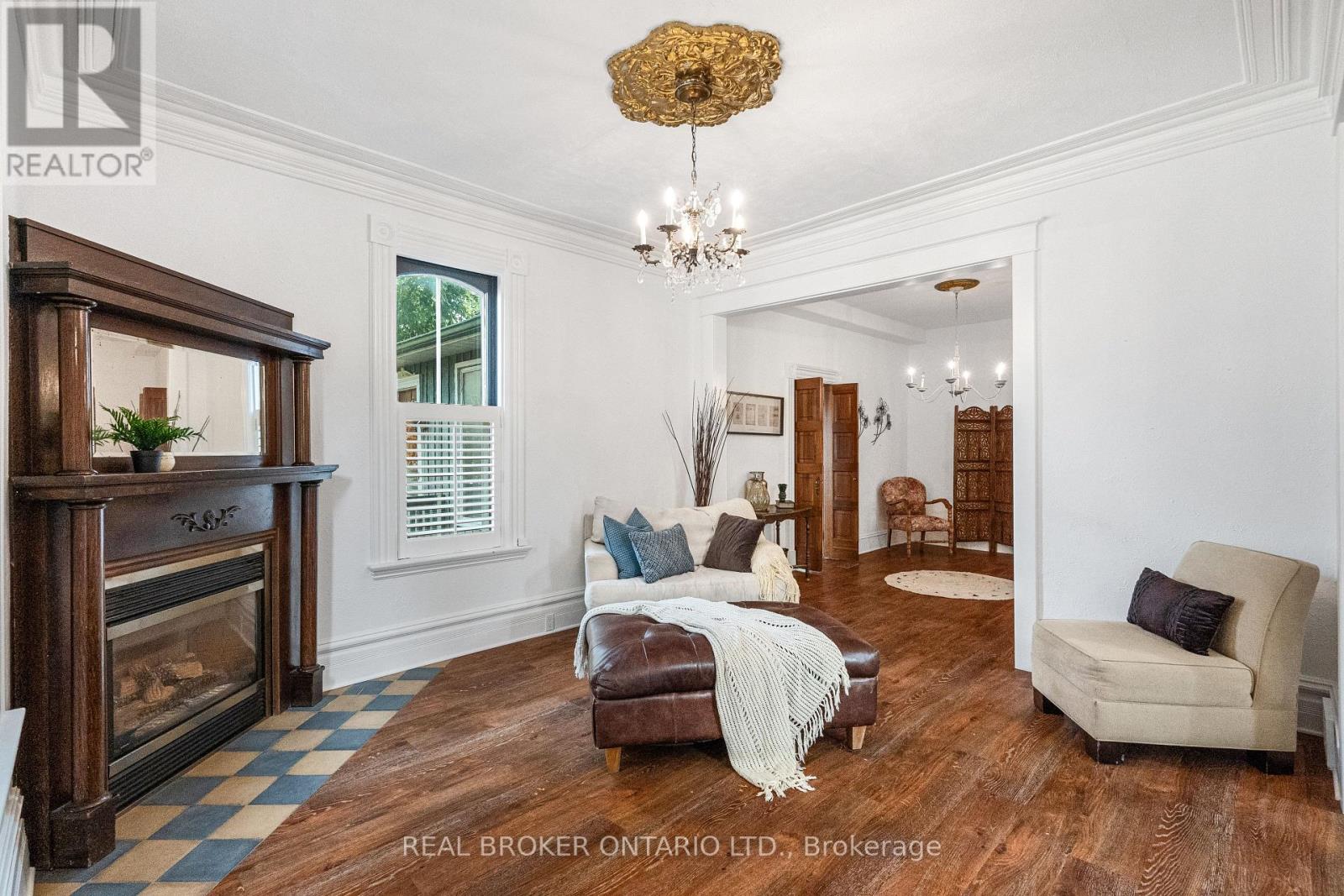 74 Lake Avenue W, Carleton Place, Ontario  K7C 1L6 - Photo 8 - X12398877