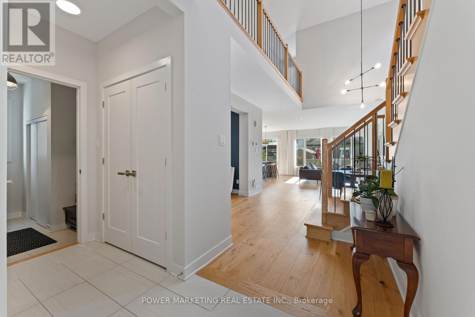 Property at 537 COMPASS STREET image 5