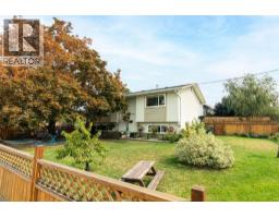 605 Stirling Road, kelowna, British Columbia