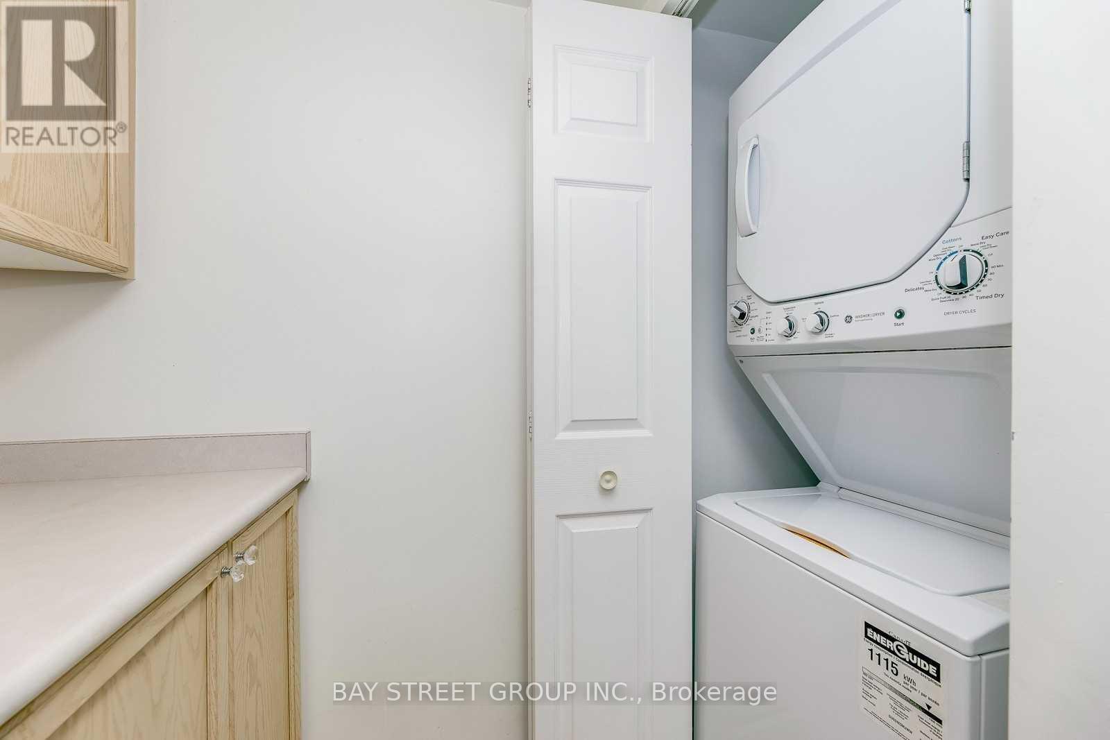 2301 - 3 Pemberton Avenue, Toronto, Ontario  M2M 4M1 - Photo 6 - C12395671