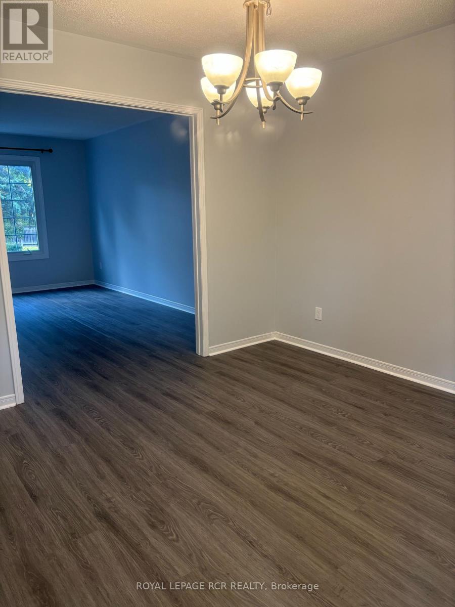 14 Forrestwood Crescent, East Gwillimbury, Ontario  L9N 1C7 - Photo 14 - N12396662