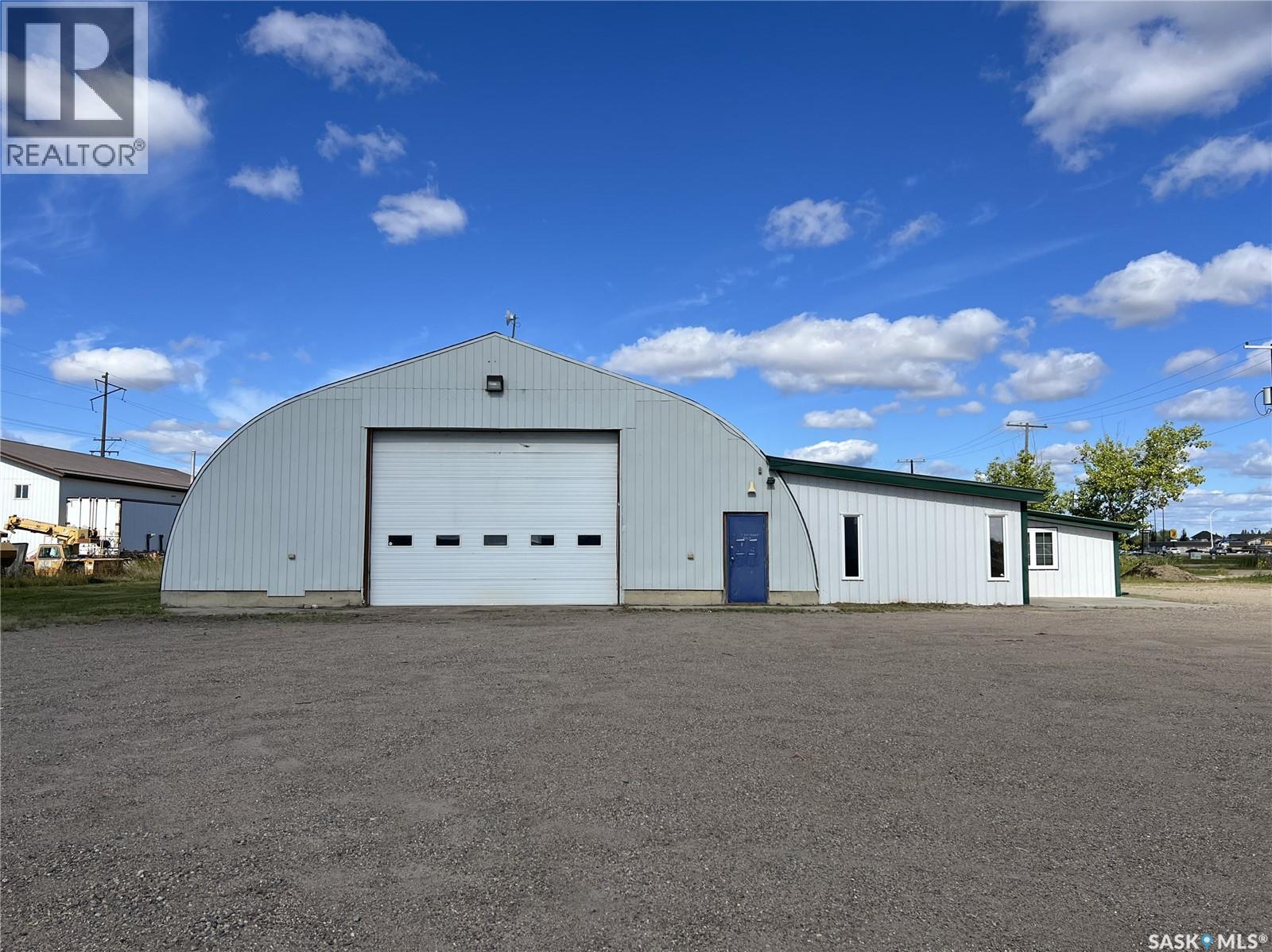 5 & 7 Commercial CRESCENT, Meadow Lake, Saskatchewan