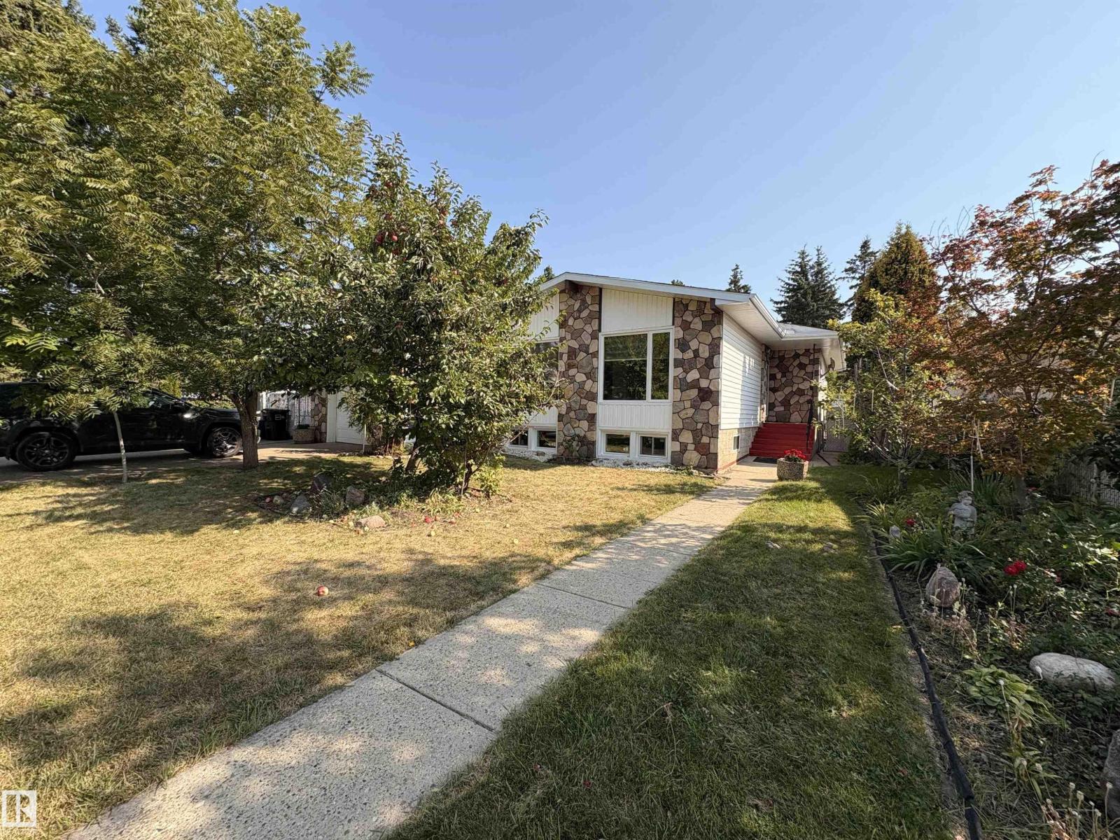3431 86 St Nw, Edmonton, Alberta  T6K 0H5 - Photo 3 - E4457363