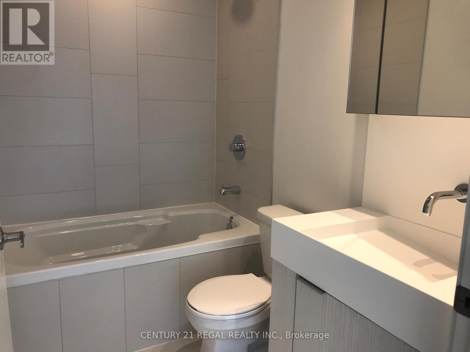 908 - 20 Richardson Street, Toronto, Ontario  M5A 0S6 - Photo 9 - C12398880
