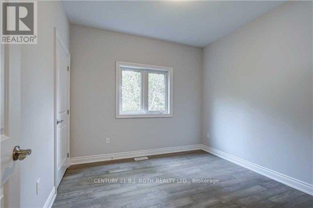 Upper Unit - 179 Patterson Road, Barrie, Ontario  L4N 4R7 - Photo 9 - S12398890