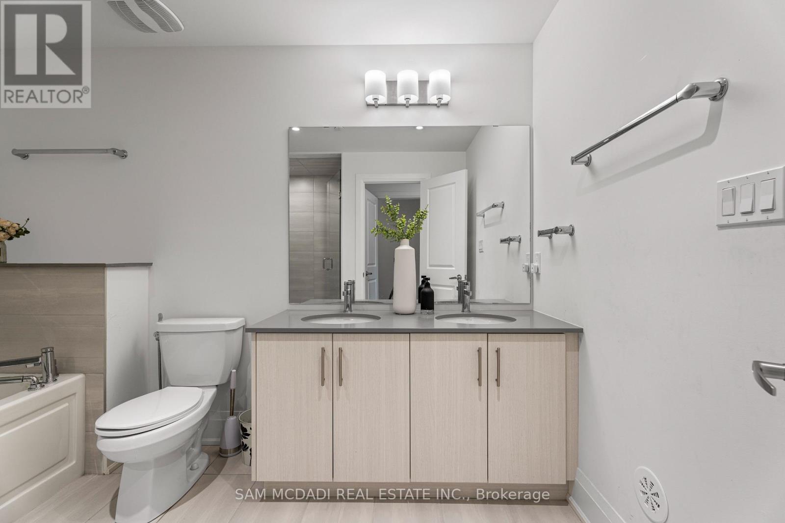 21 - 95 Brookfield Road, Oakville, Ontario  L6K 2Y8 - Photo 18 - W12398884