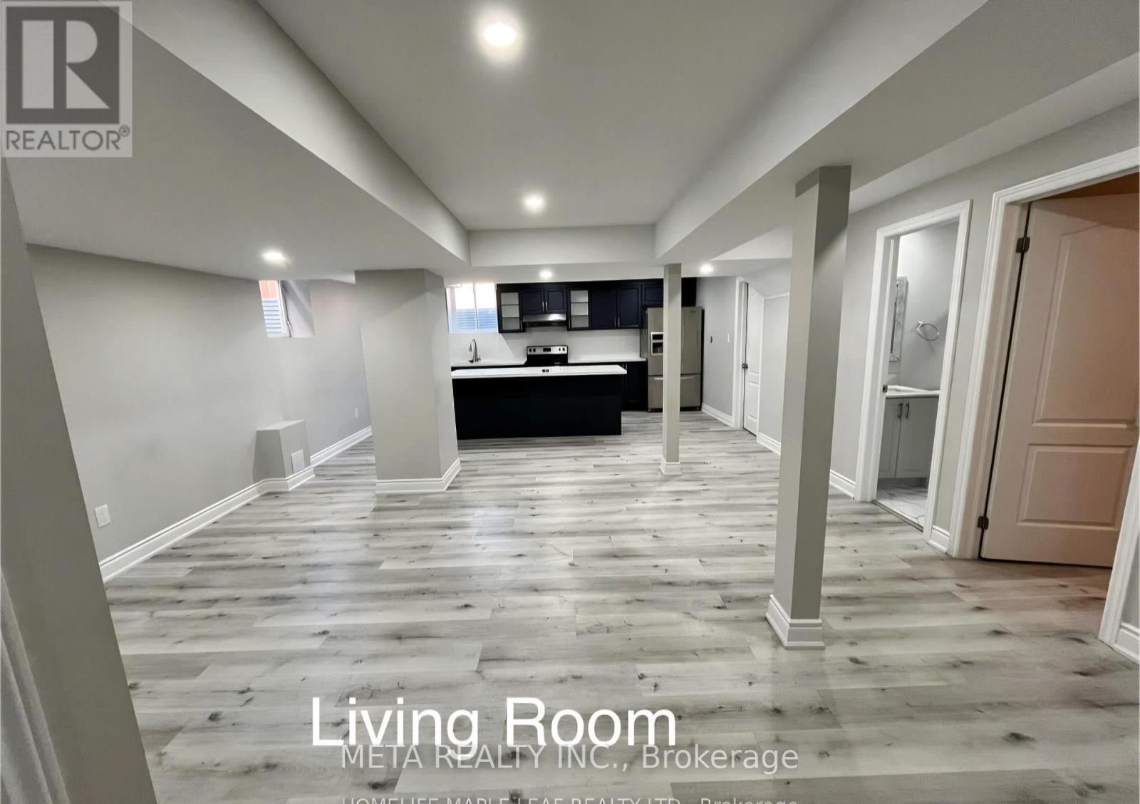 29 Argelia Crescent, Brampton, Ontario  L6X 5N5 - Photo 1 - W12398886