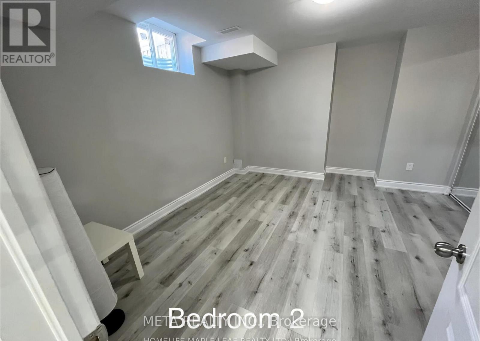 29 Argelia Crescent, Brampton, Ontario  L6X 5N5 - Photo 5 - W12398886