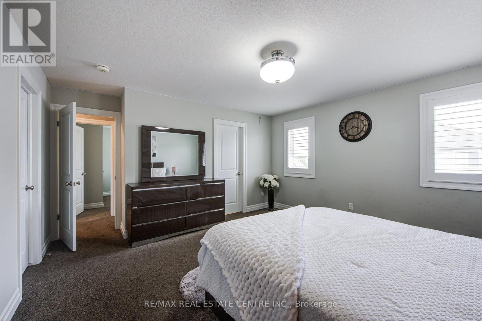943 Downing Drive, Woodstock, Ontario  N4T 0E1 - Photo 37 - X12398876