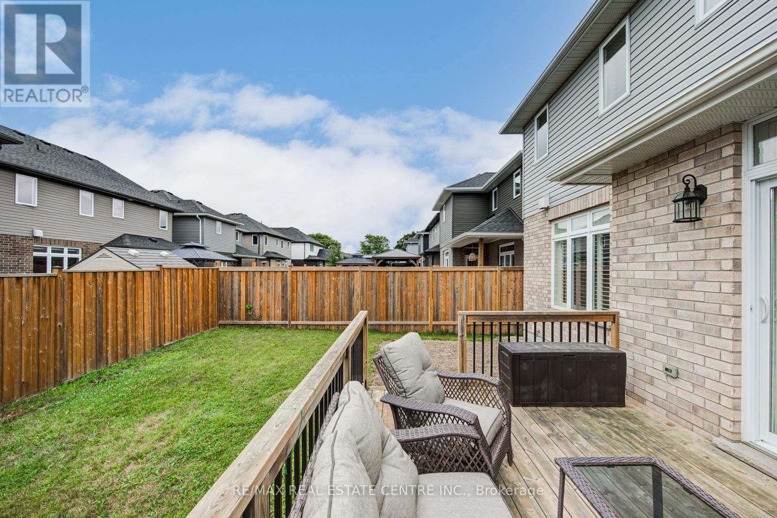 943 Downing Drive, Woodstock, Ontario  N4T 0E1 - Photo 45 - X12398876