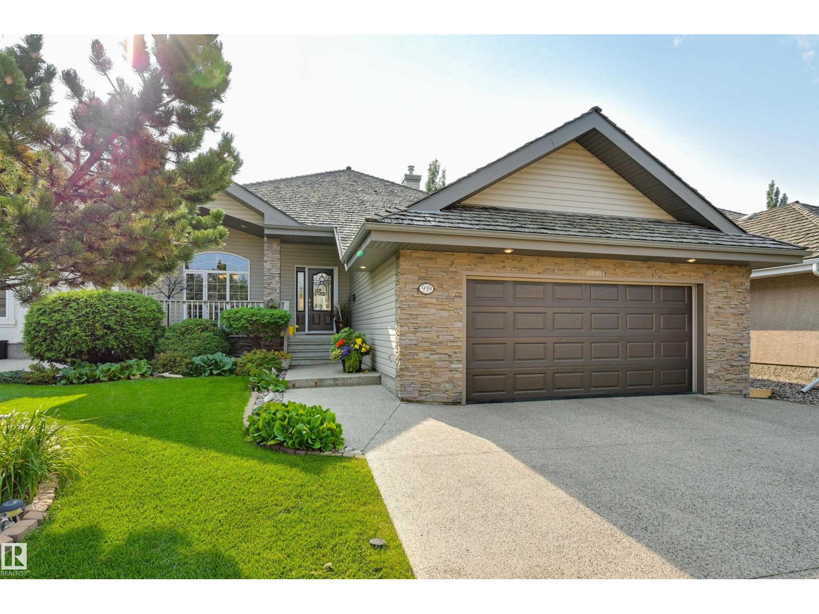 939 HALIBURTON RD NW, Edmonton, Alberta