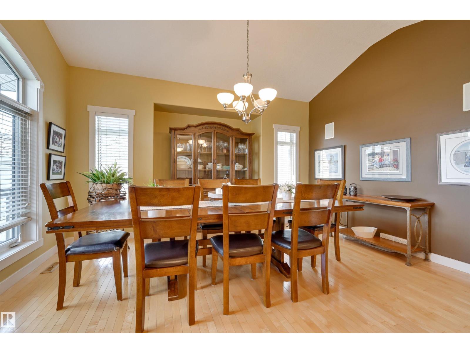 939 Haliburton Rd Nw, Edmonton, Alberta  T6R 2Z6 - Photo 26 - E4457364
