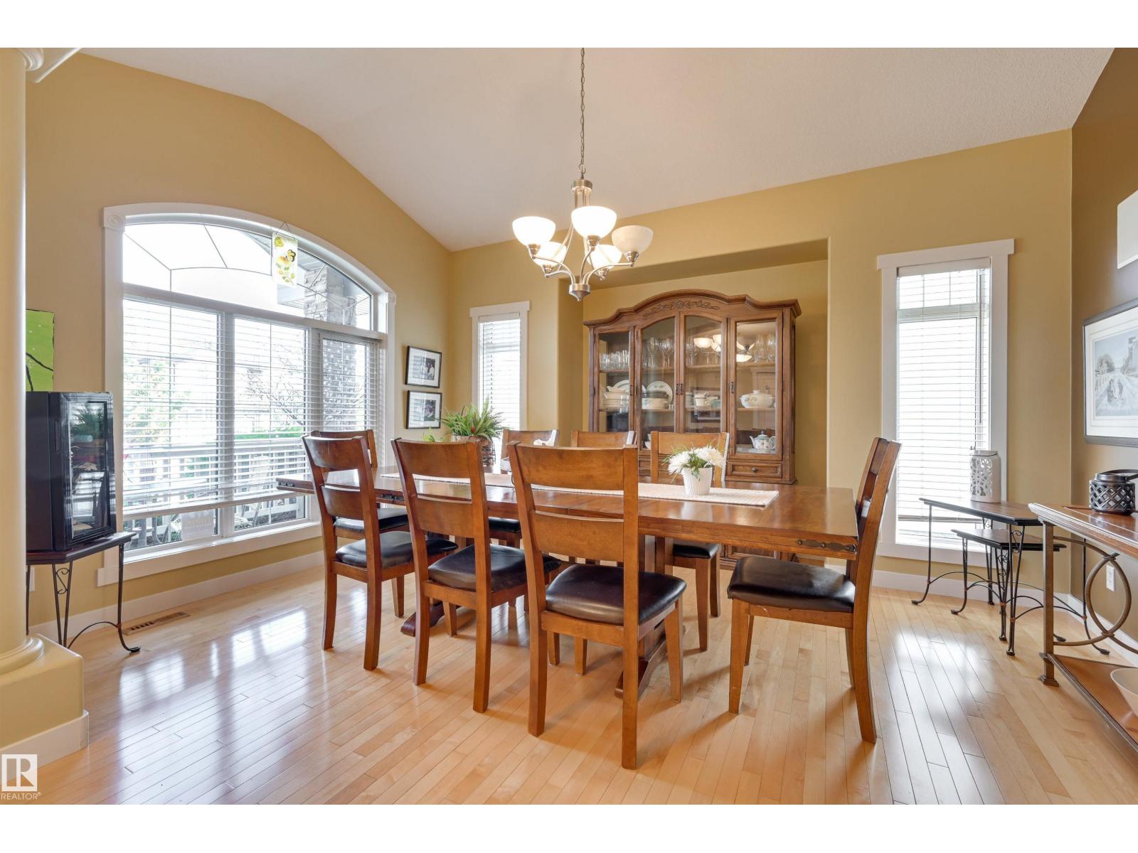 939 Haliburton Rd Nw, Edmonton, Alberta  T6R 2Z6 - Photo 27 - E4457364