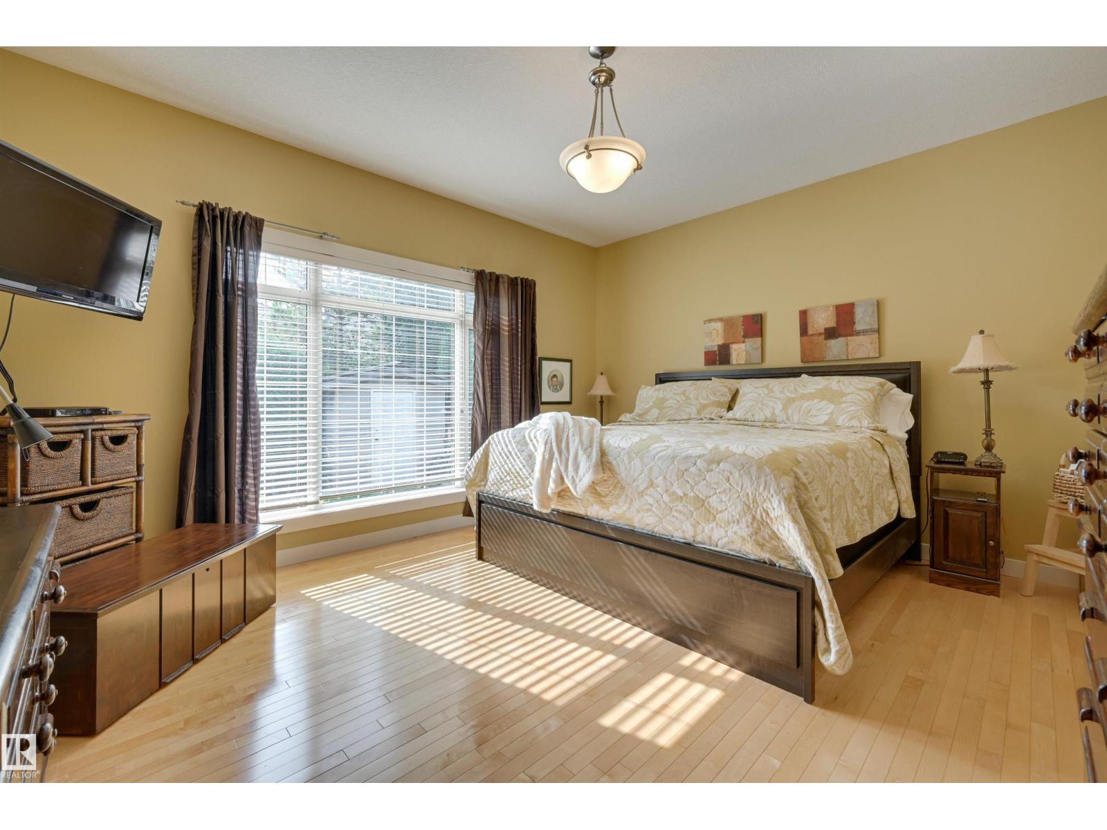 939 Haliburton Rd Nw, Edmonton, Alberta  T6R 2Z6 - Photo 31 - E4457364