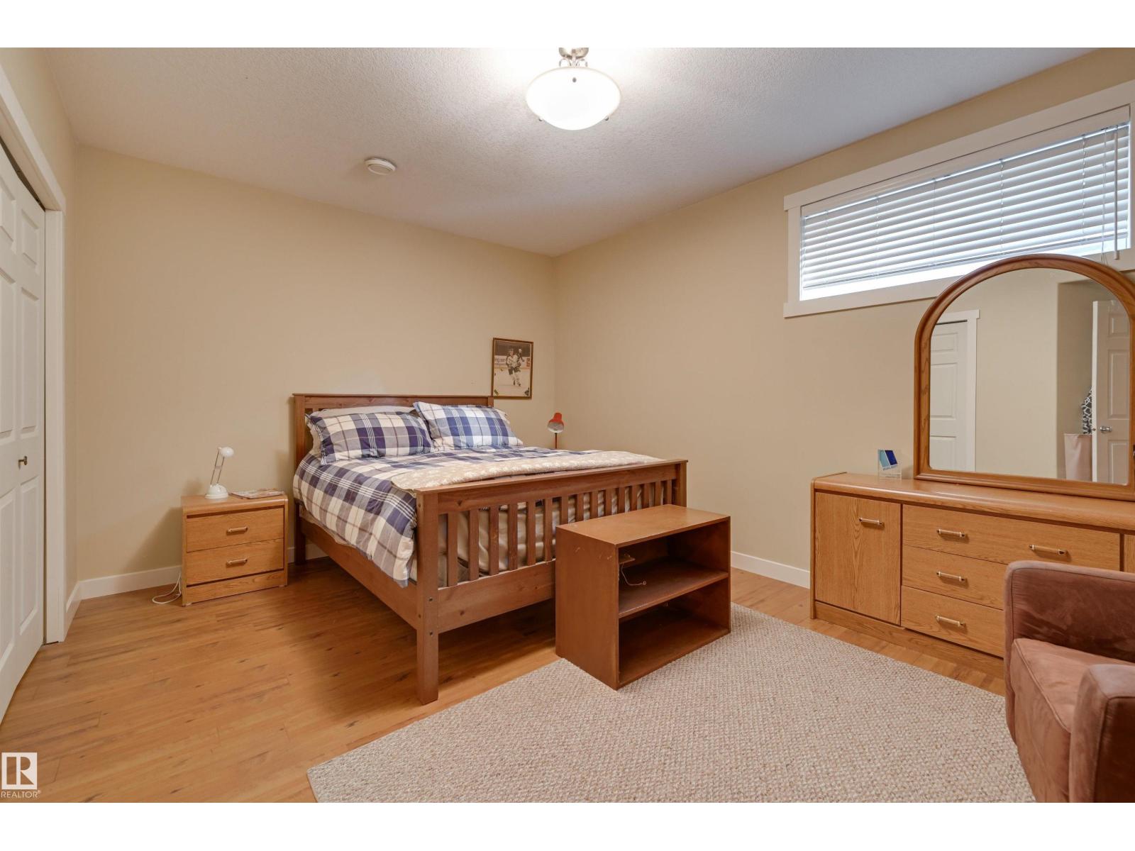 939 Haliburton Rd Nw, Edmonton, Alberta  T6R 2Z6 - Photo 47 - E4457364