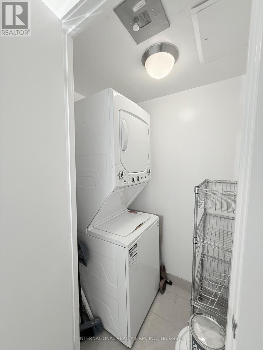 3006 - 15 Fort York Boulevard, Toronto, Ontario  M5V 3Y4 - Photo 24 - C12398897