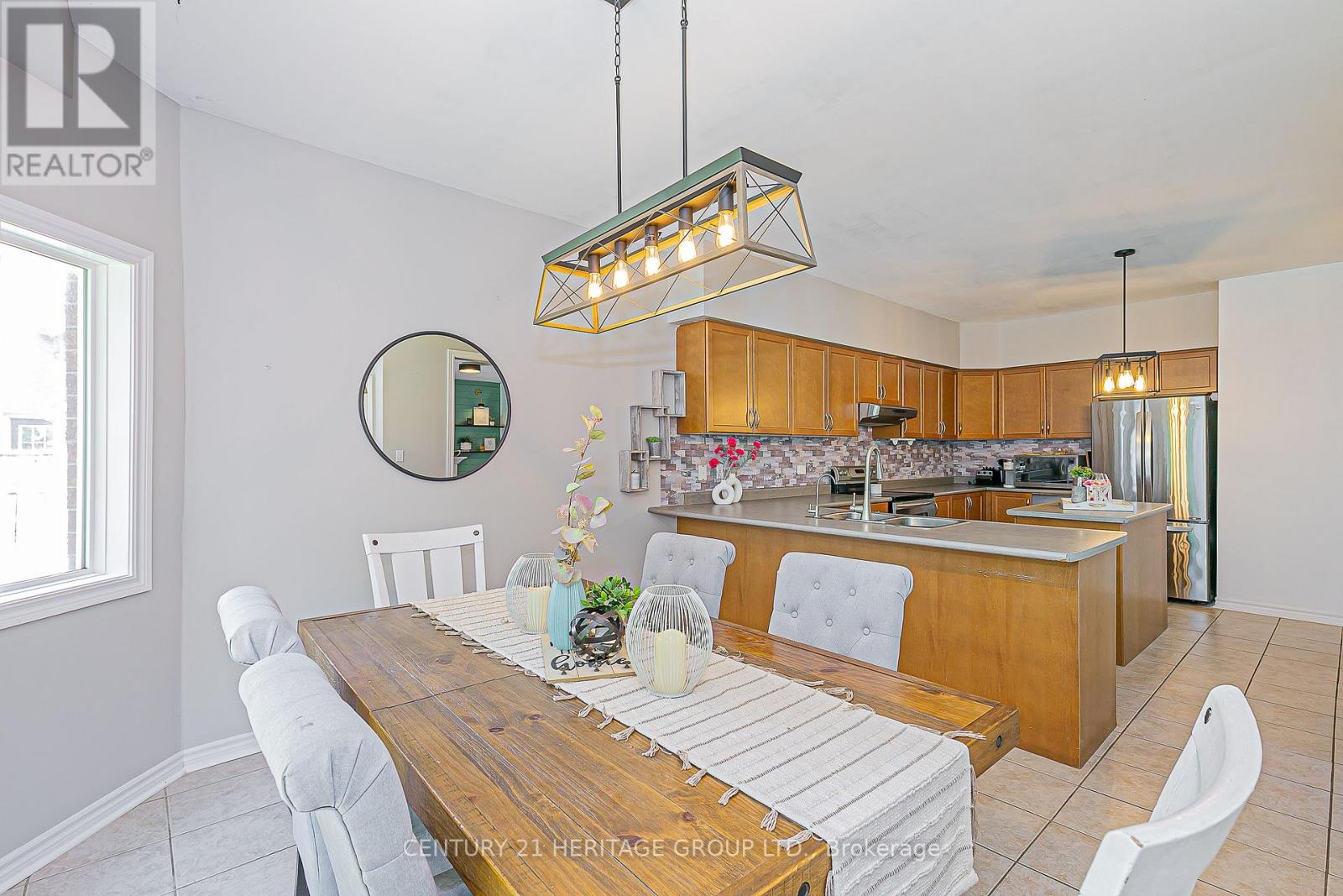 112 Herrema Boulevard, Uxbridge, Ontario  L9P 1X6 - Photo 9 - N12396589