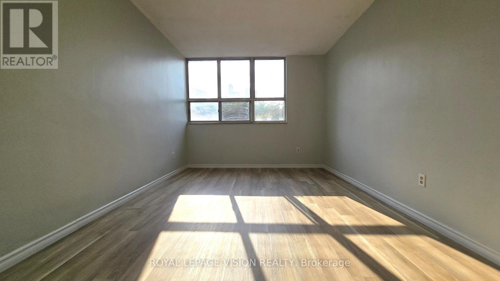 406 - 6 Crescent Town Road, Toronto, Ontario  M4C 5L3 - Photo 12 - E12397339