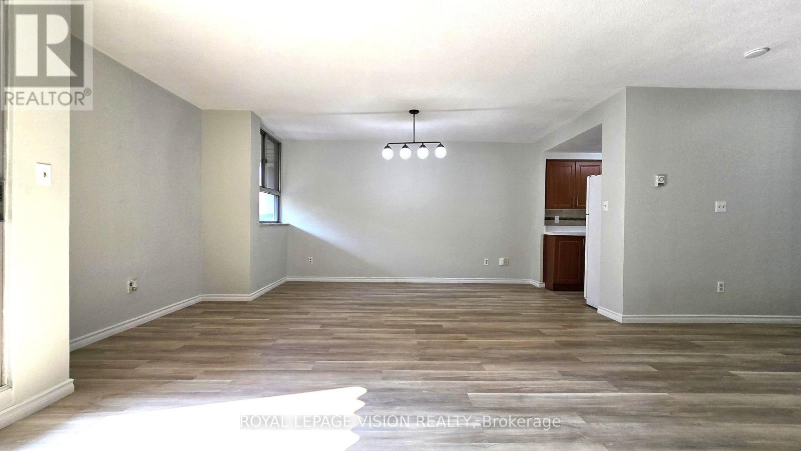 Property at 406 - 6 CRESCENT TOWN ROAD image 4