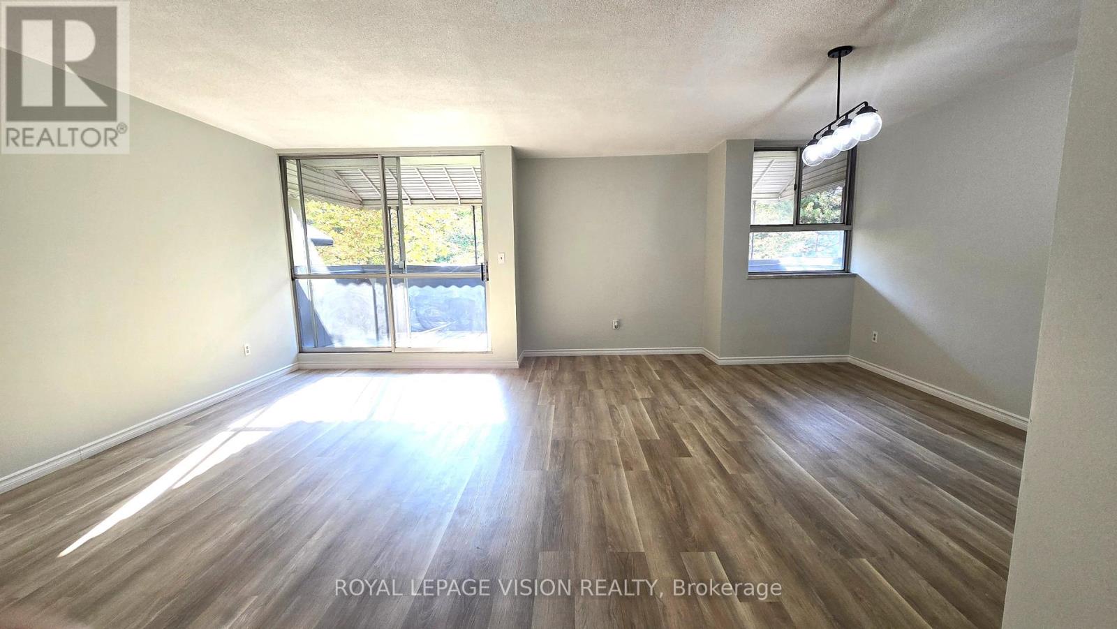 Property at 406 - 6 CRESCENT TOWN ROAD image 3
