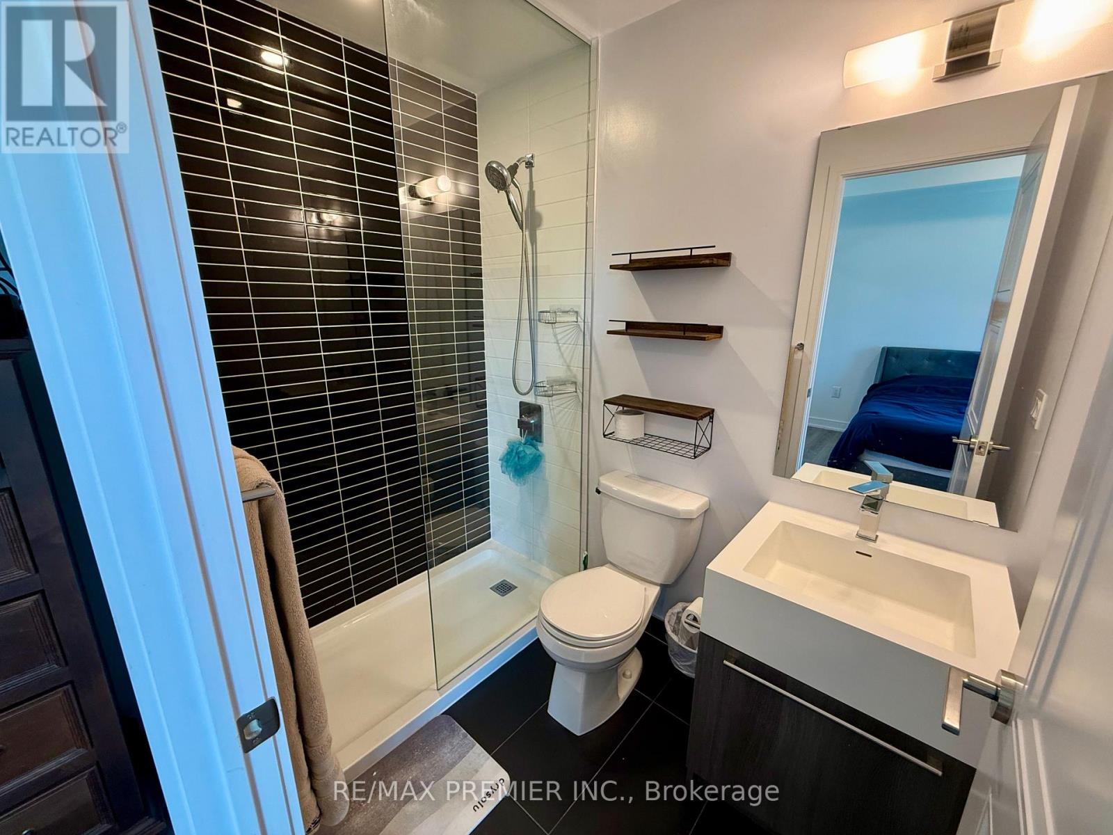 515 - 25 Neighbourhood Lane, Toronto, Ontario  M8Y 0C4 - Photo 15 - W12398901