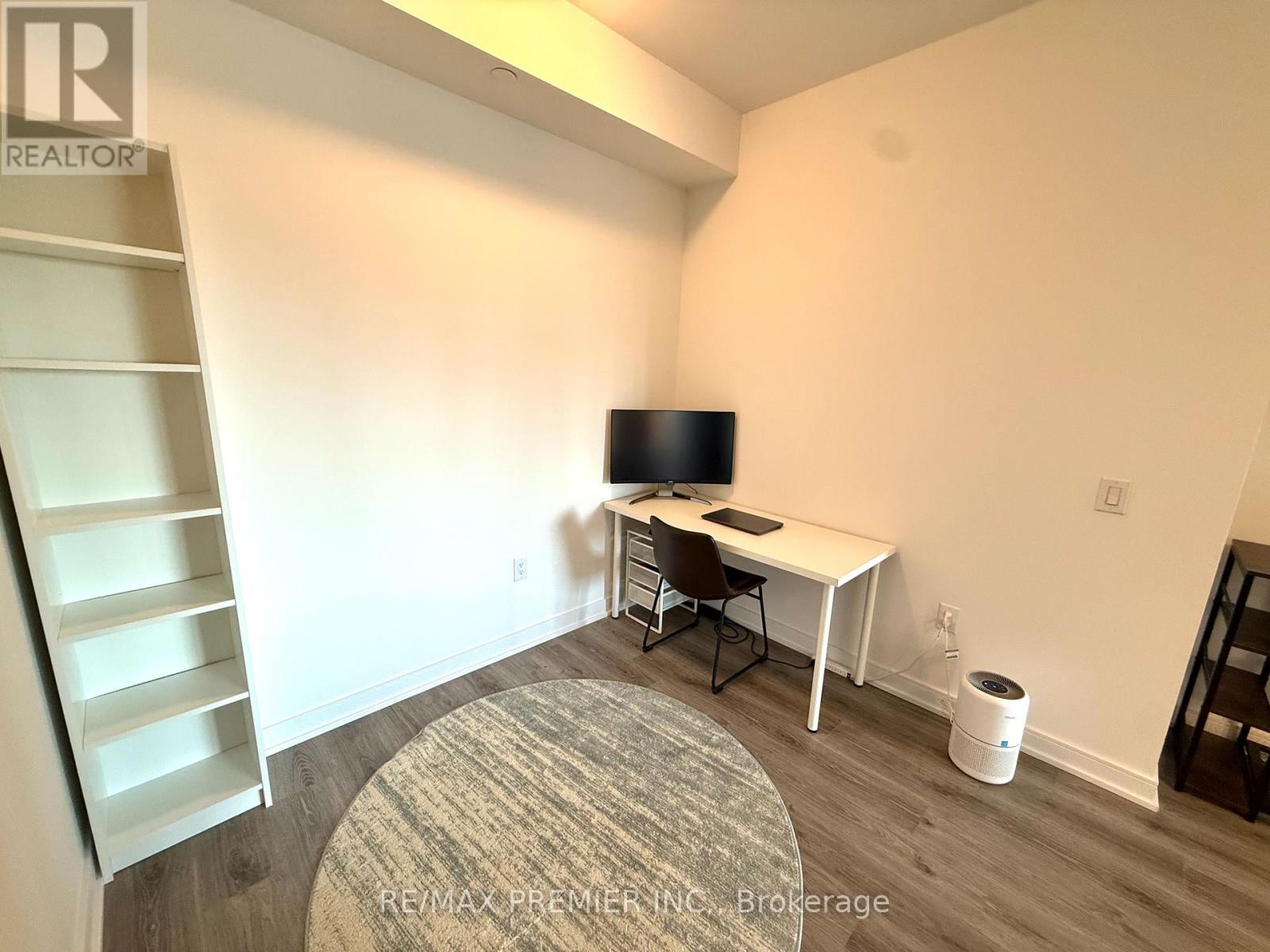 515 - 25 Neighbourhood Lane, Toronto, Ontario  M8Y 0C4 - Photo 8 - W12398901