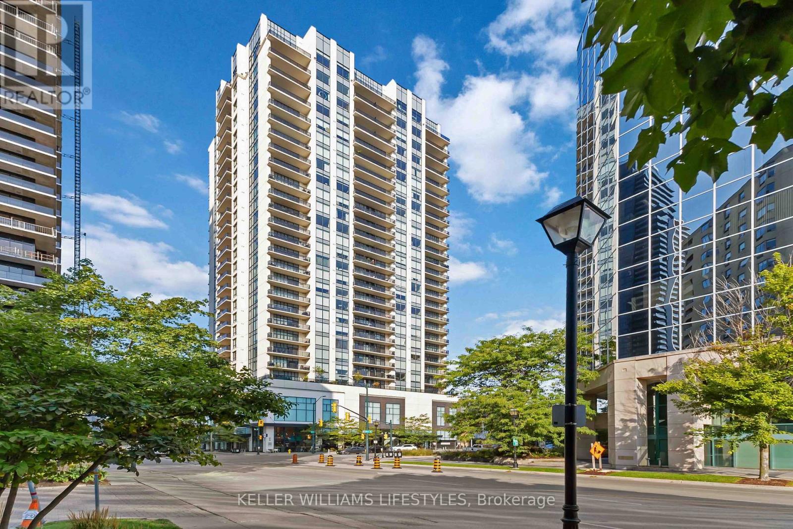 1001 - 505 Talbot Street, London East, Ontario  N6A 2S6 - Photo 1 - X12398917