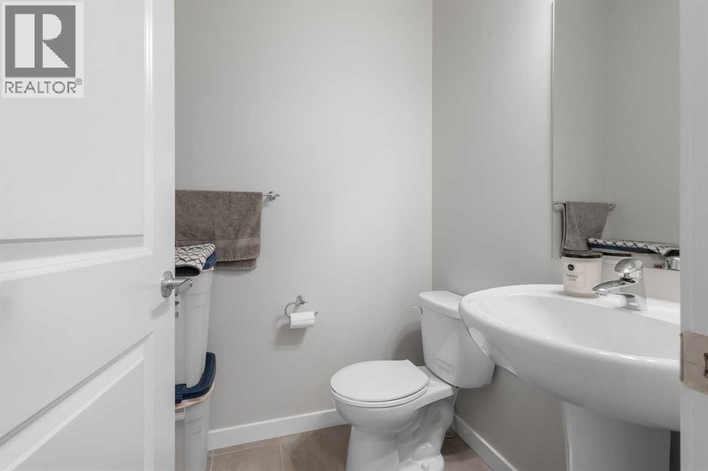 33 Walcrest Way Se, Calgary, Alberta  T2X 4G4 - Photo 8 - A2253116