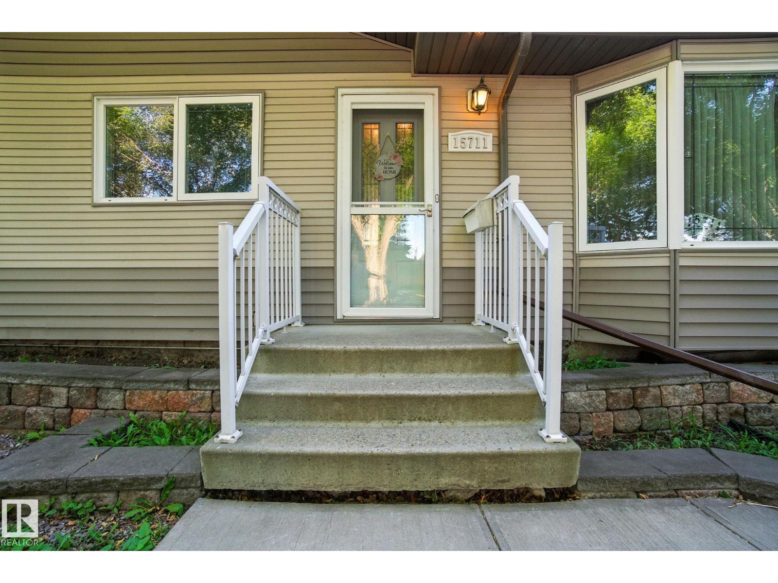 15711 89 Av Nw, Edmonton, Alberta  T5R 4R4 - Photo 6 - E4457370
