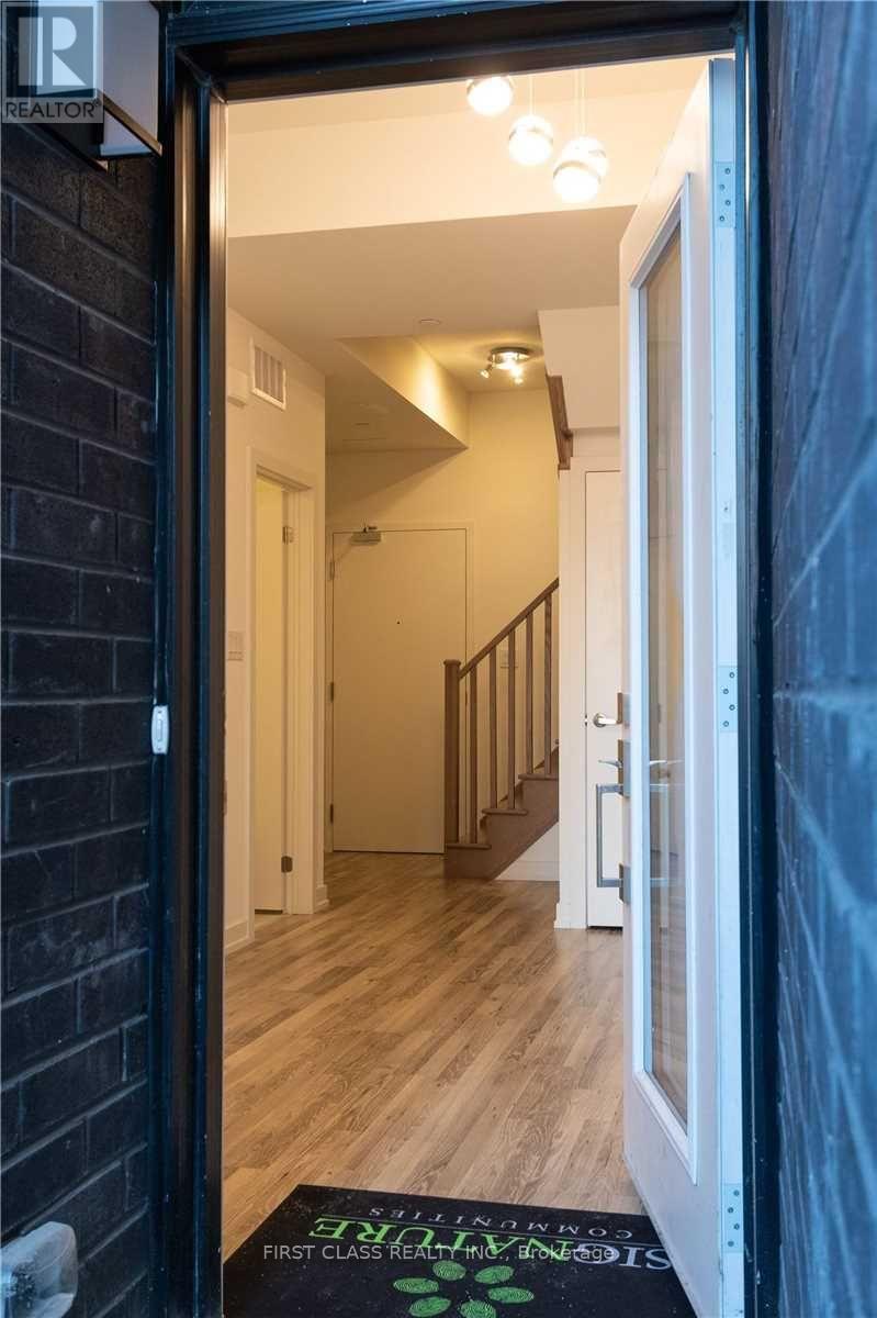 26 - 370 Red Maple Road, Richmond Hill, Ontario  L4C 5T4 - Photo 3 - N12398927