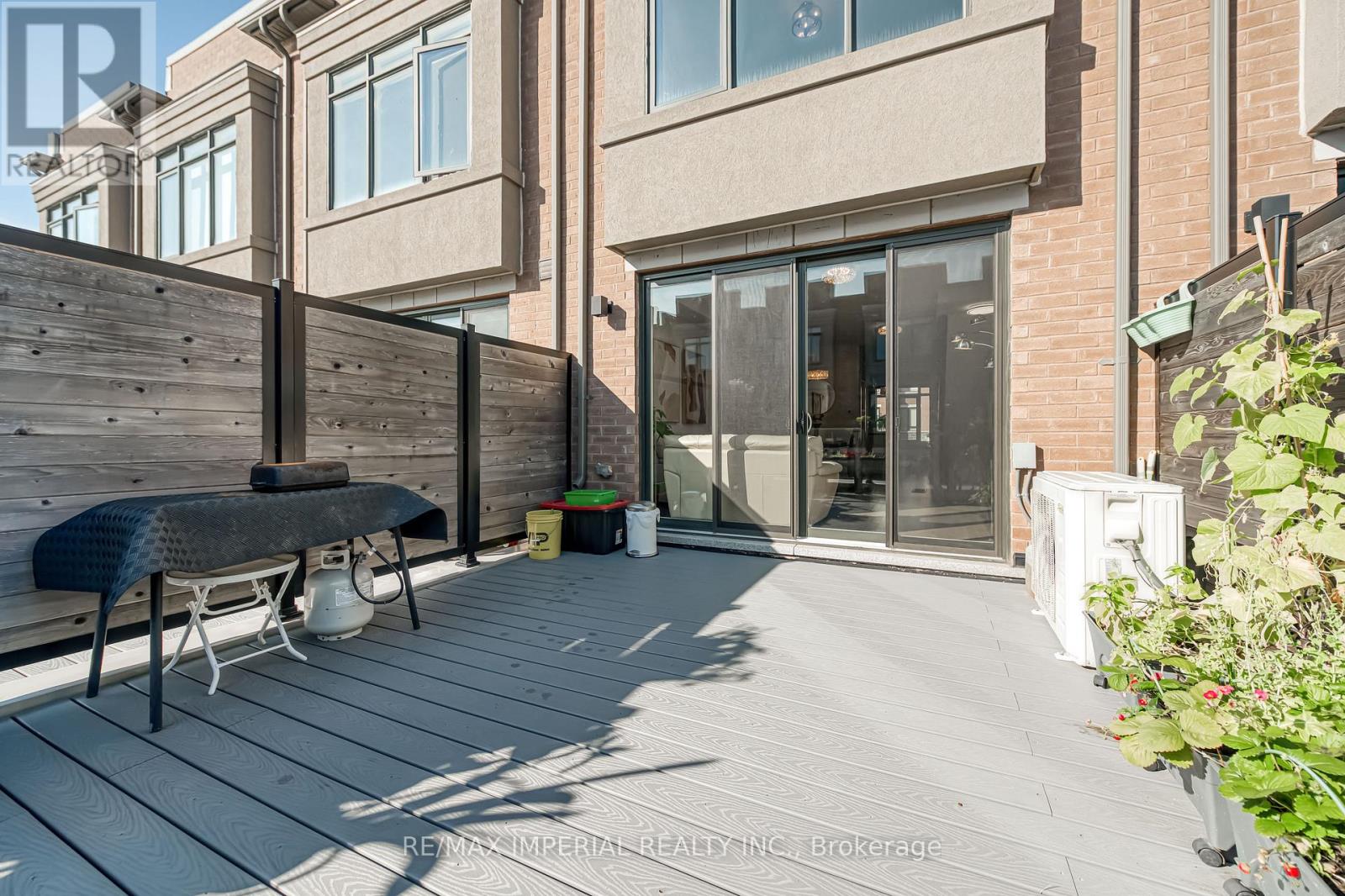 173 Salterton Circle, Vaughan, Ontario  L6A 4Z1 - Photo 19 - N12398928