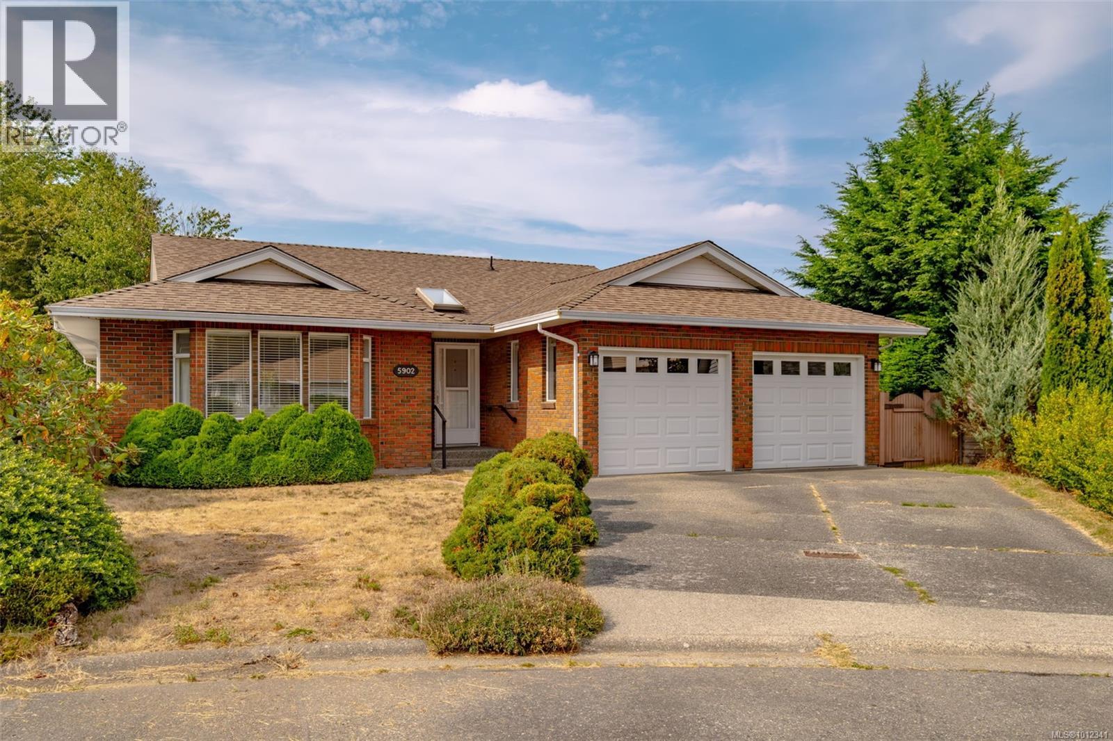 5902 Beacon Pl, Nanaimo, British Columbia