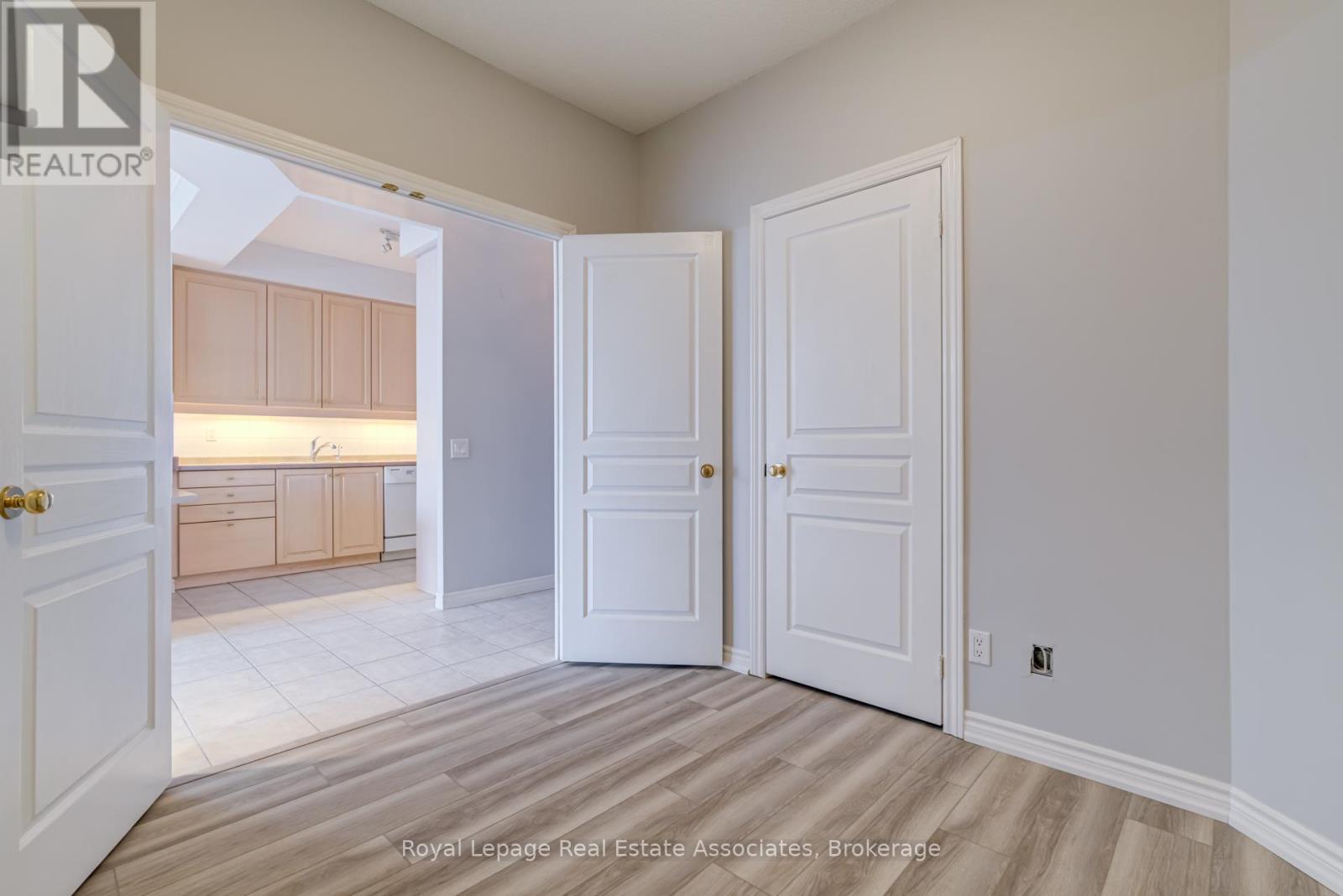 909 - 1 Belvedere Court, Brampton, Ontario  L6V 4M6 - Photo 11 - W12398924
