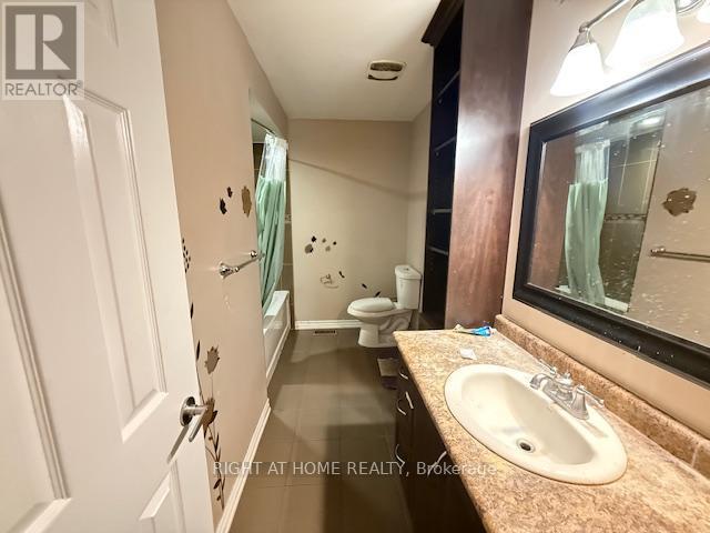 Upper - 16 Prouse Drive, Brampton, Ontario  L6V 3A8 - Photo 18 - W12398925
