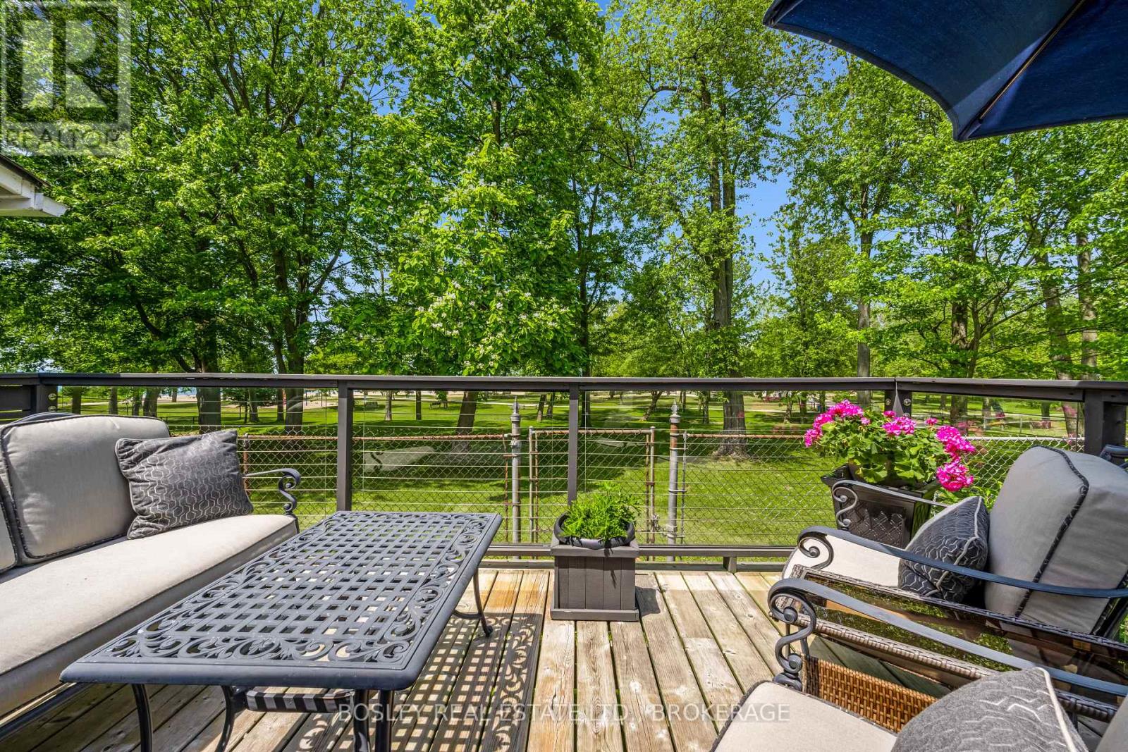 65 Bogart Street, St. Catharines, Ontario  L2M 1G6 - Photo 12 - X12398935