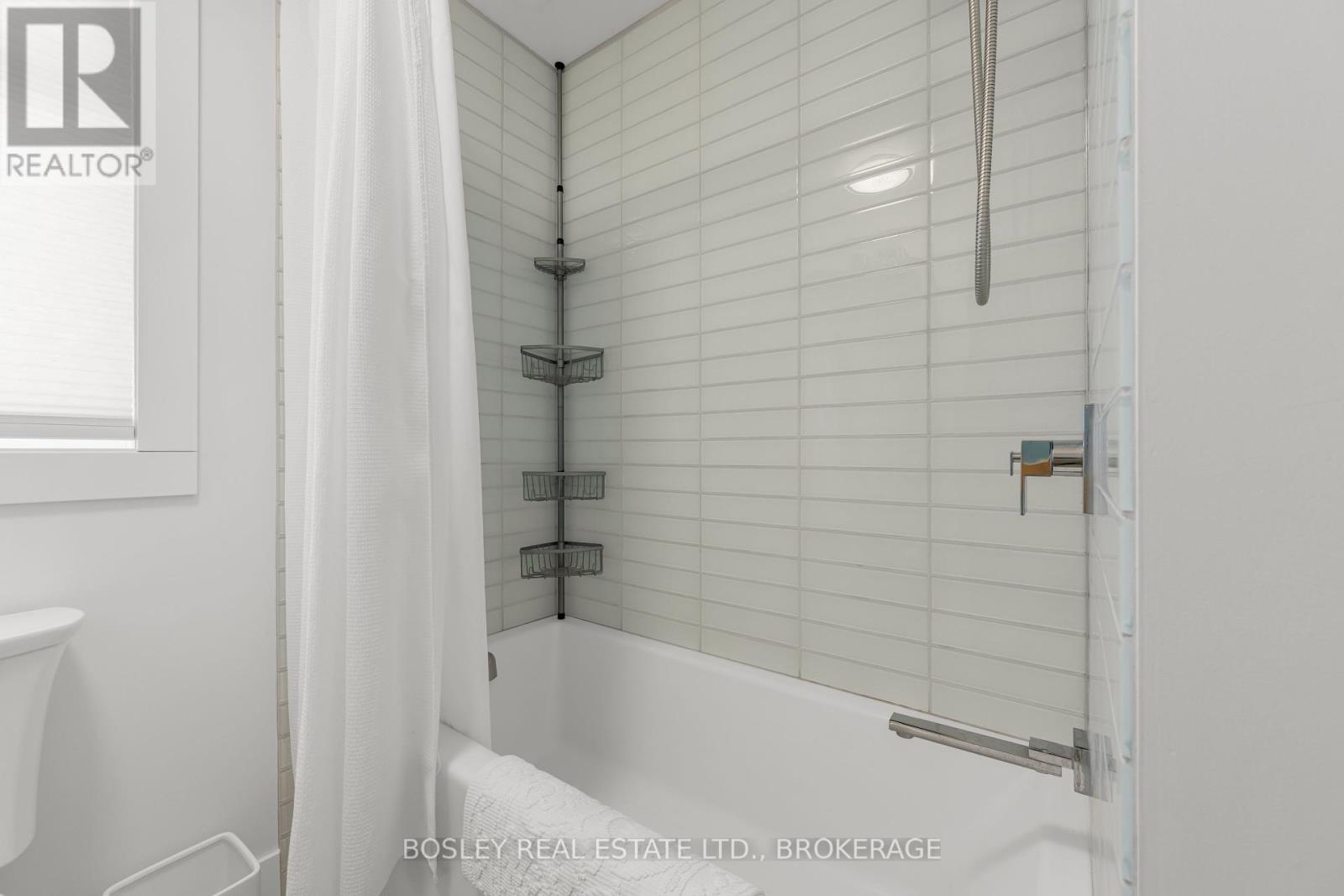 65 Bogart Street, St. Catharines, Ontario  L2M 1G6 - Photo 24 - X12398935