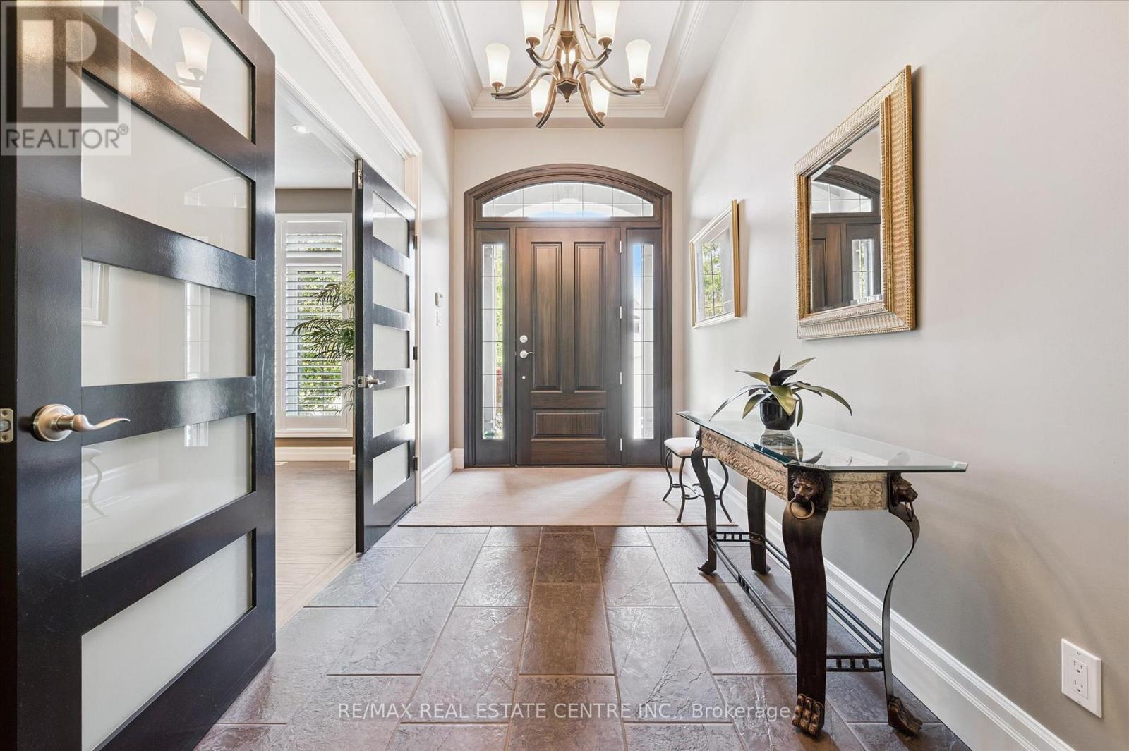 Property at 609 PELHAM STREET image 2