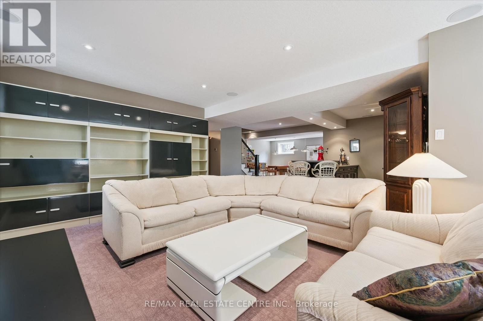 609 Pelham Street, Waterloo, Ontario  N2K 0C3 - Photo 24 - X12398907