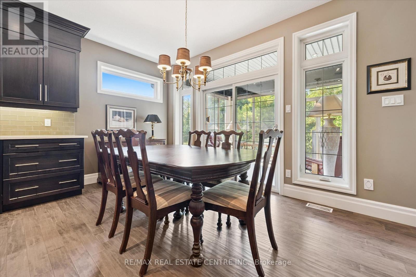 609 Pelham Street, Waterloo, Ontario  N2K 0C3 - Photo 7 - X12398907