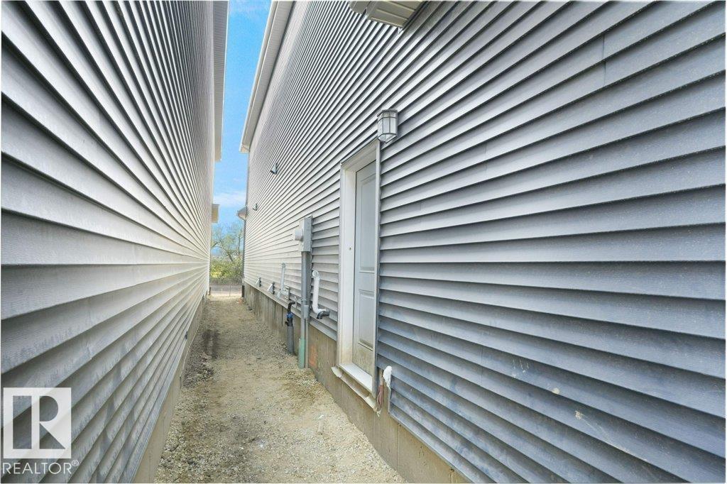 8447 Mayday Link Sw, Edmonton, Alberta  T6X 3G1 - Photo 14 - E4457375