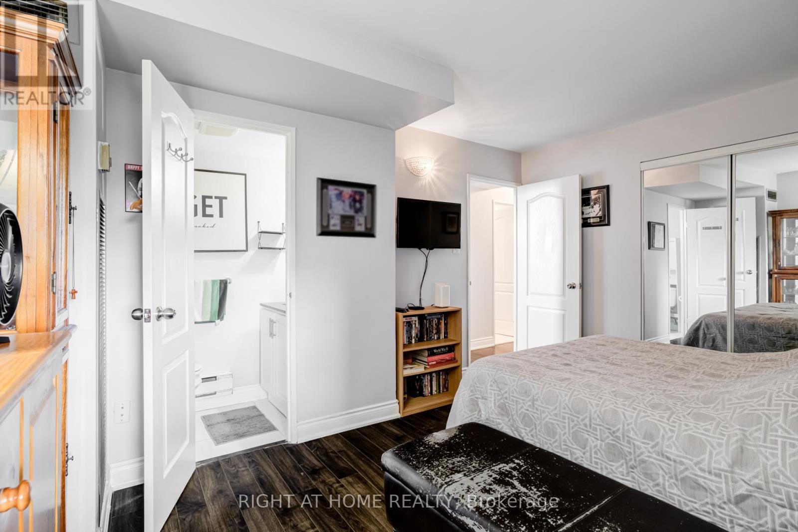 504 - 4 Lisa Street, Brampton, Ontario  L6T 4B6 - Photo 12 - W12398931