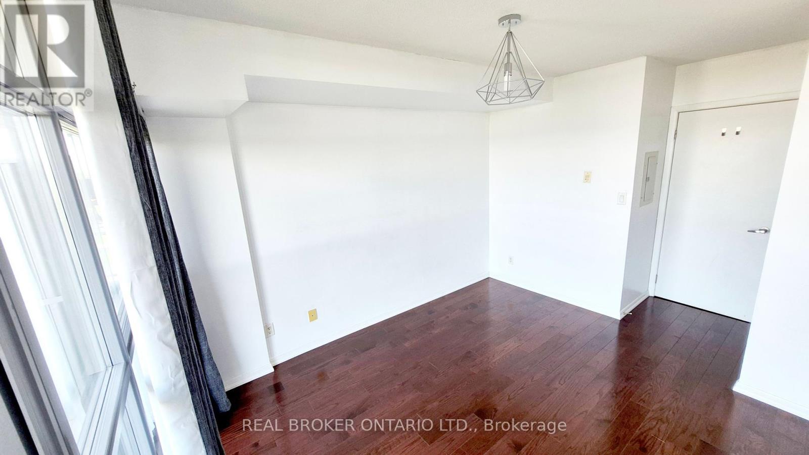 701 - 2464 Weston Road, Toronto, Ontario  M9N 0A2 - Photo 10 - W12398933