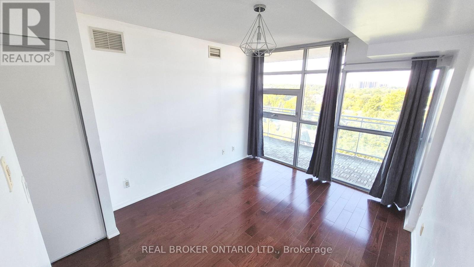 701 - 2464 Weston Road, Toronto, Ontario  M9N 0A2 - Photo 12 - W12398933