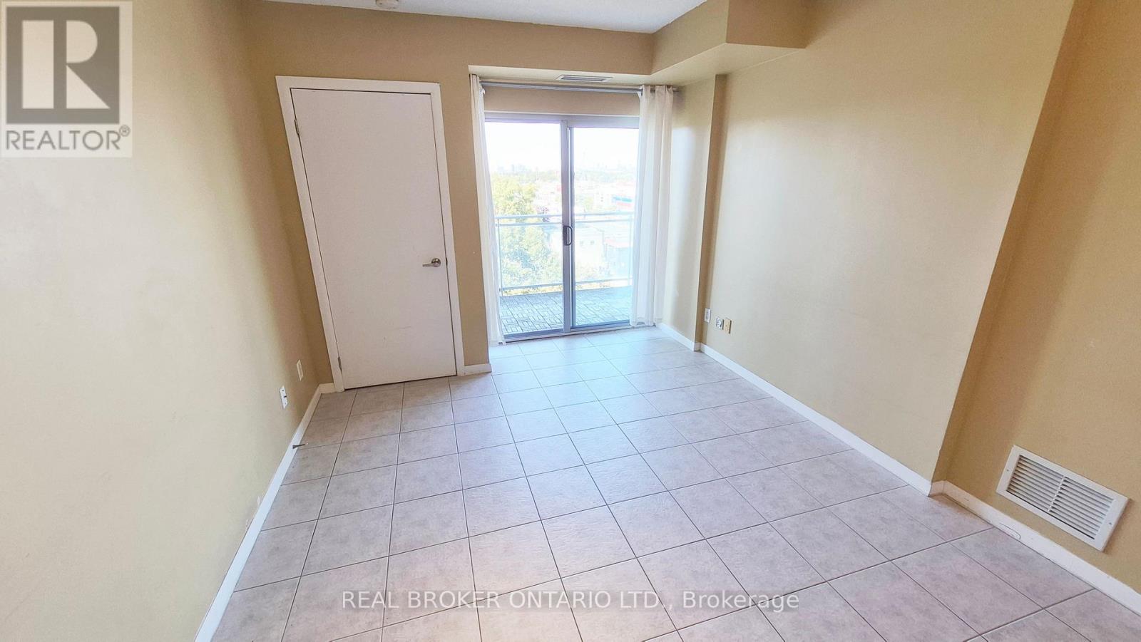 701 - 2464 Weston Road, Toronto, Ontario  M9N 0A2 - Photo 13 - W12398933
