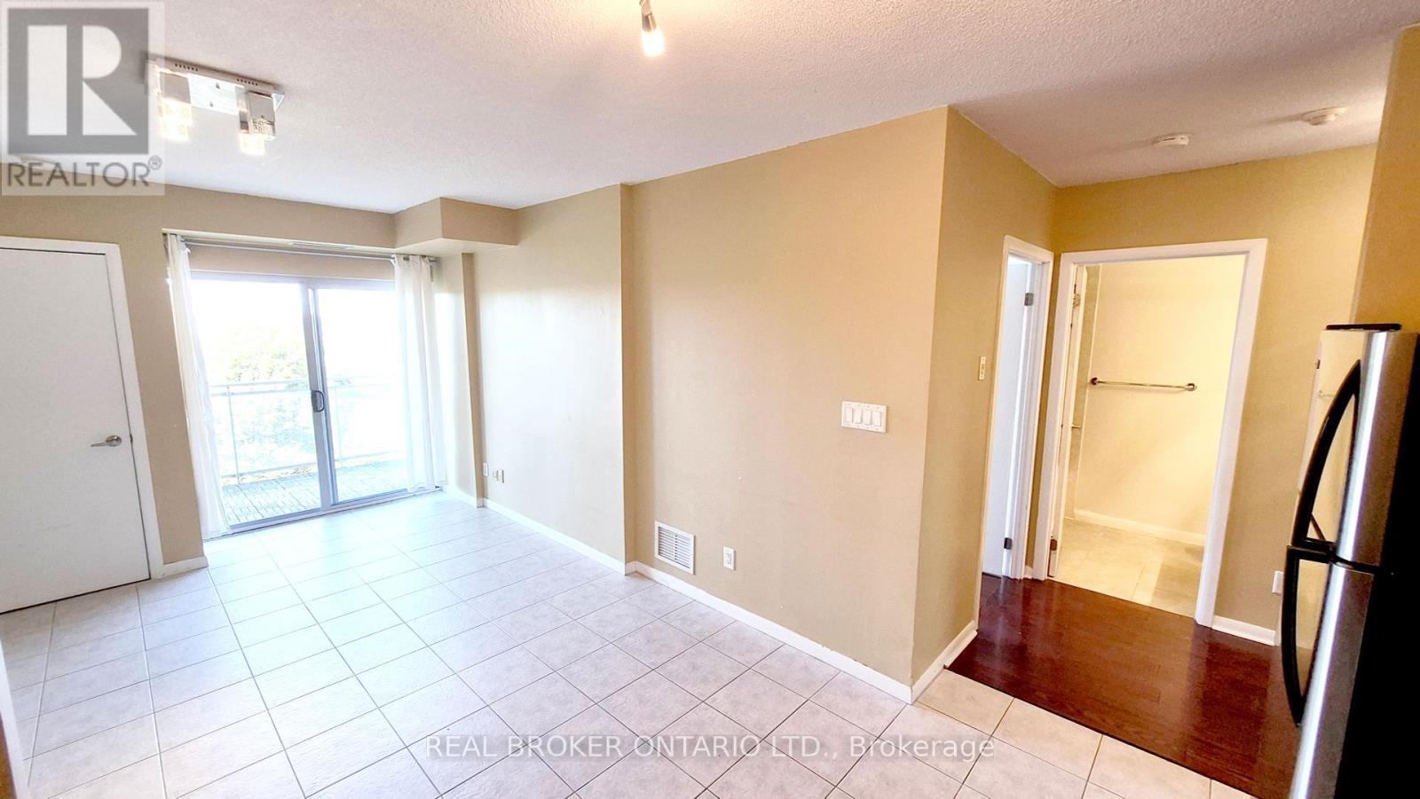 701 - 2464 Weston Road, Toronto, Ontario  M9N 0A2 - Photo 14 - W12398933