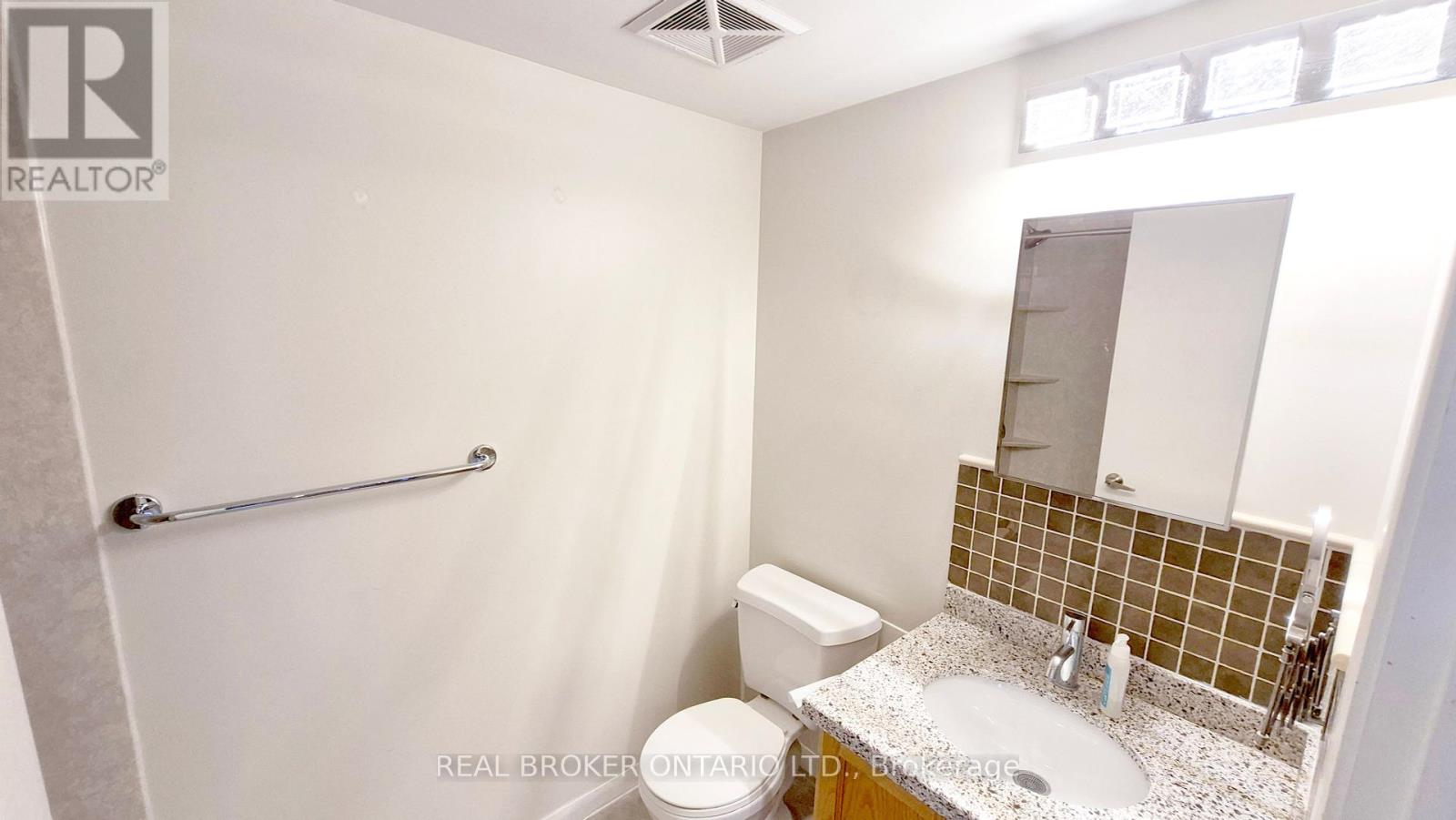 701 - 2464 Weston Road, Toronto, Ontario  M9N 0A2 - Photo 8 - W12398933