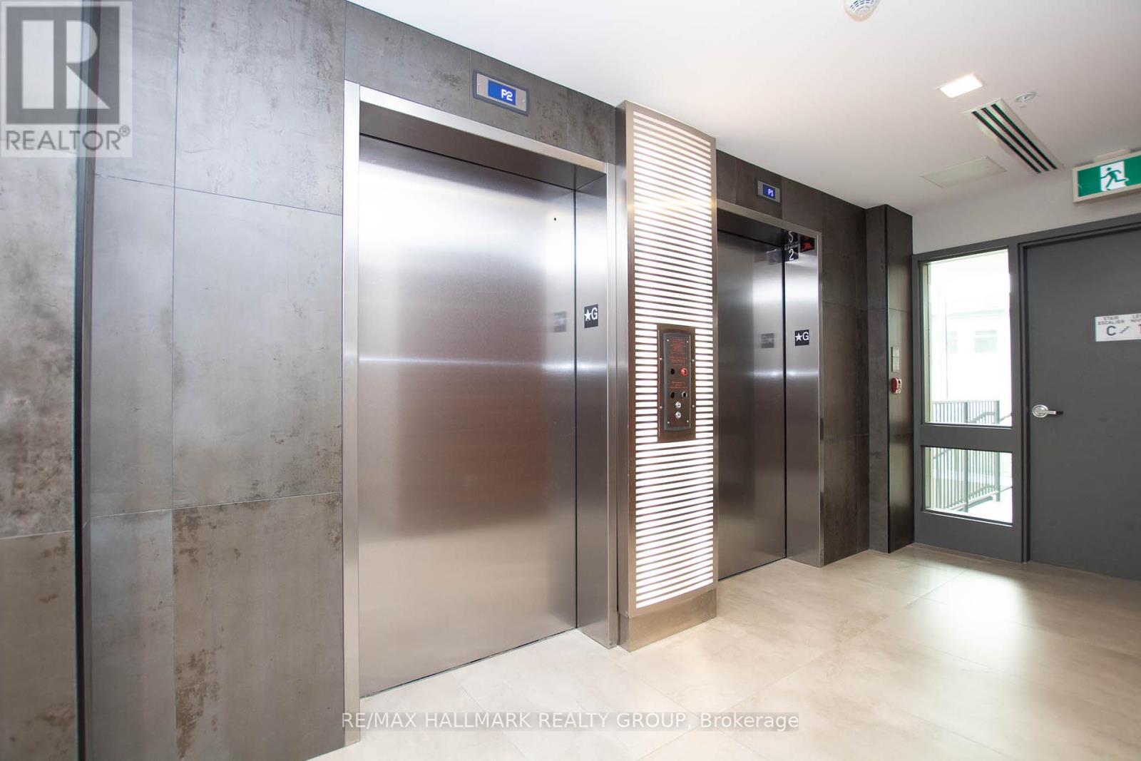 314 - 320 Miwate Private, Ottawa, Ontario  K1R 0E1 - Photo 4 - X12398947