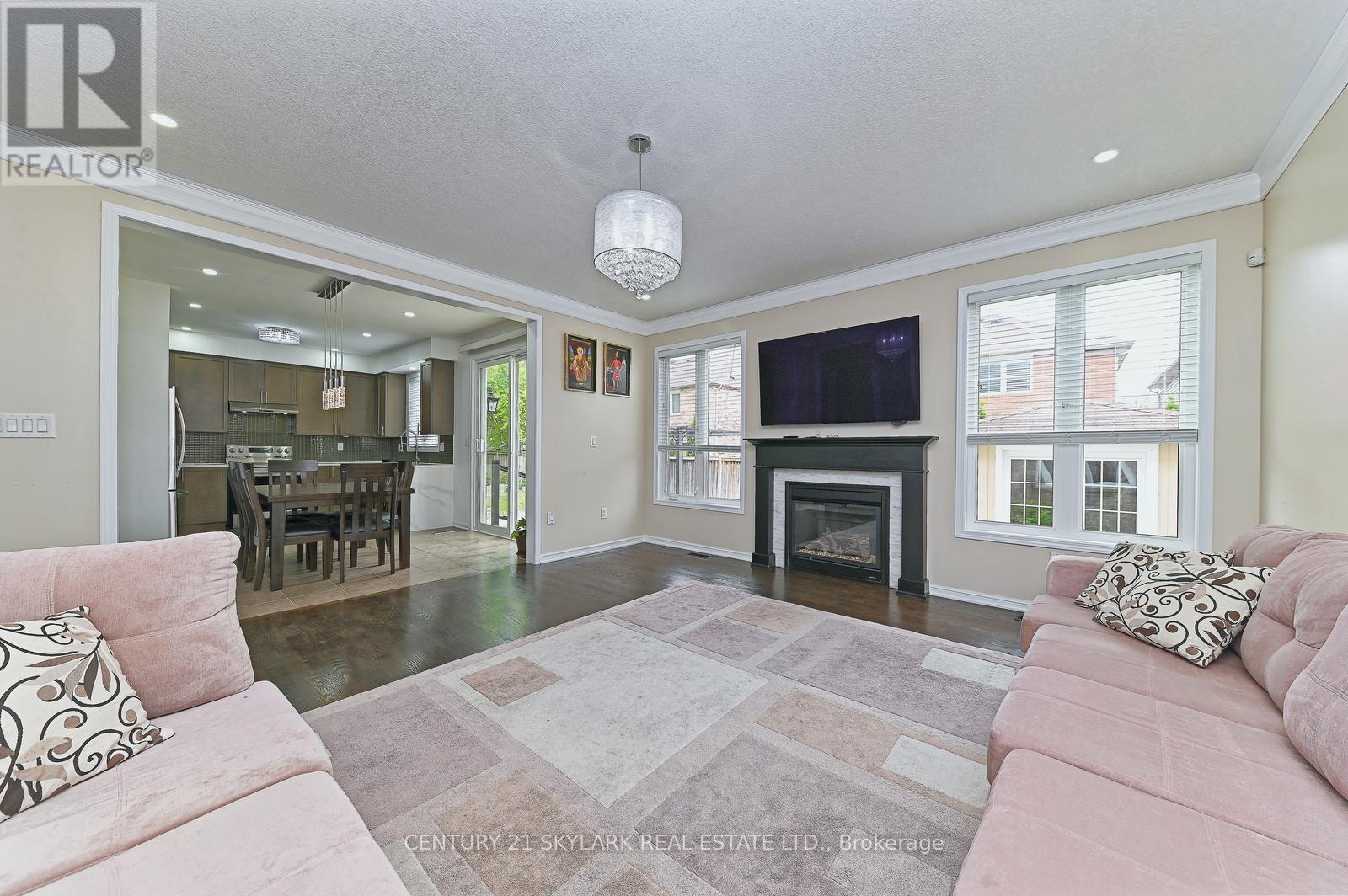 24 Dalton Drive, Cambridge, Ontario  N3C 0E7 - Photo 11 - X12398932